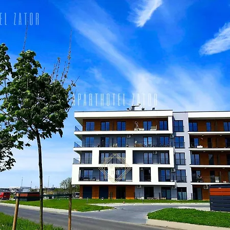 Retro 66 Jacuzzi Apartment