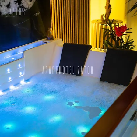 Retro 66 Jacuzzi