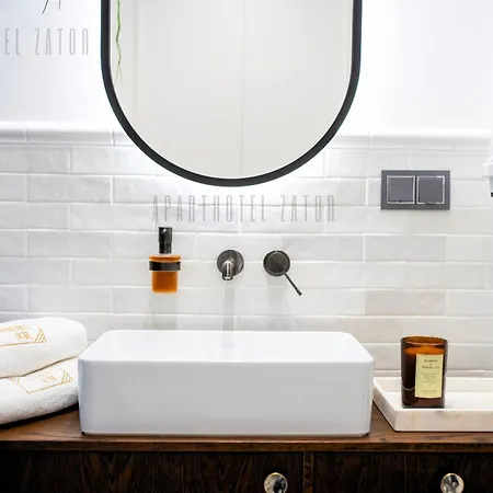 Apartment Retro 66 Jacuzzi 4*