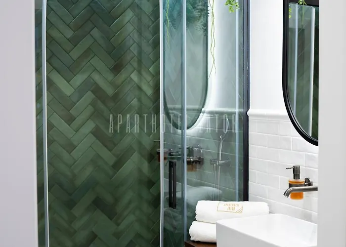 Retro 66 Jacuzzi Apartament 4*